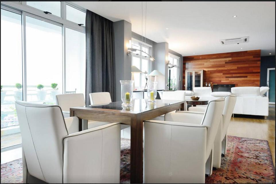 Lavish Retreat: Stylish & Scenic Penthouse Pangsapuri